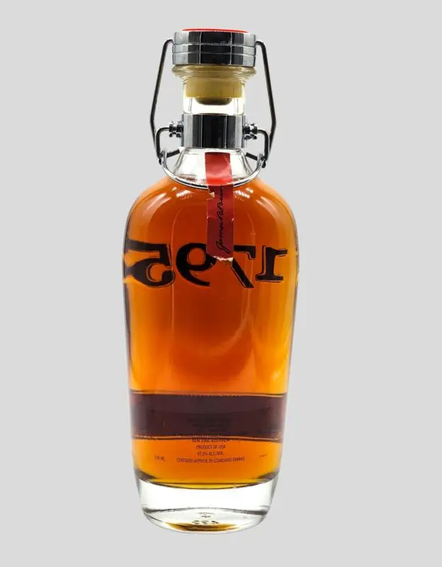 Jim Beam 1795 Kentucky Straight Bourbon Whiskey 700ml bottle.